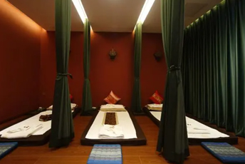 上海虹口区泰式按摩的被动瑜伽：当身体被折叠成诗