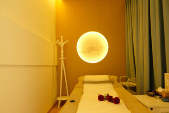 上海虹口区日式指压的寂静美学：在按压中听见雪落的声音